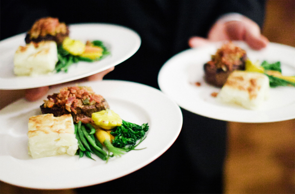 What Serving Style Is Right For Your Wedding Reception Food?